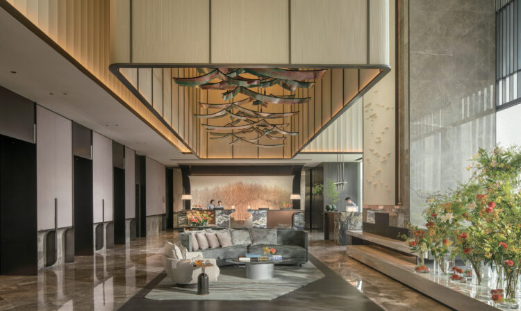 Лобби Four Seasons Hotel Hangzhou at Hangzhou Centre